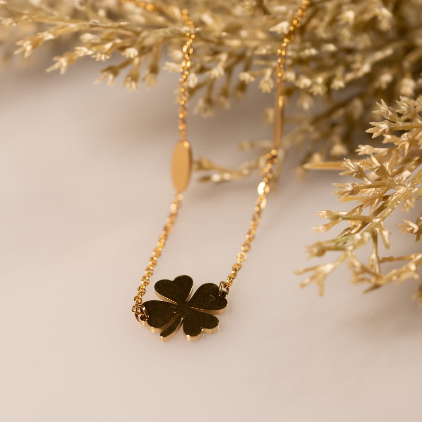 FLEURA - Collier motif à quatre feuilles et deux plaques ovales