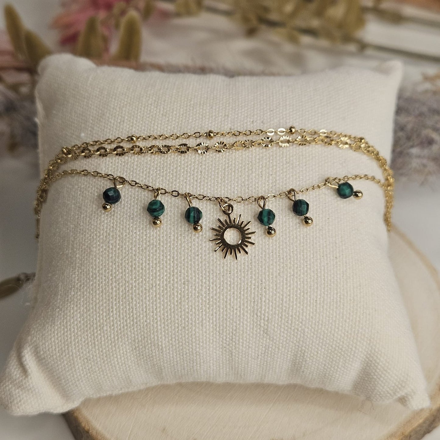 SUNSHINE - Bracelet trois rangs orné des malachites et du soleil